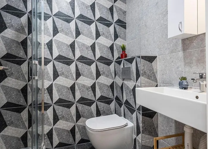 Modern Bright Studio-free Private Parking-fast Wi-fi 아파트 *