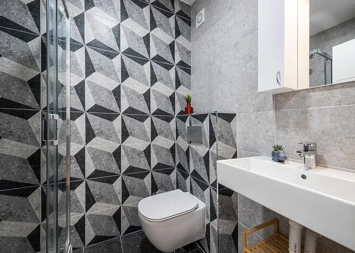 아파트 Modern Bright Studio-free Private Parking-fast Wi-fi *