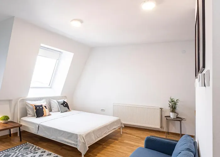 Modern Bright Studio-free Private Parking-fast Wi-fi * 노비사드