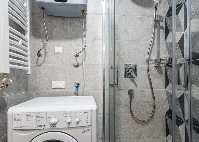 Modern Bright Studio-free Private Parking-fast Wi-fi 아파트 노비사드